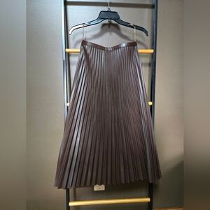 Banana Republic Elegant Brown Pleated Skirt